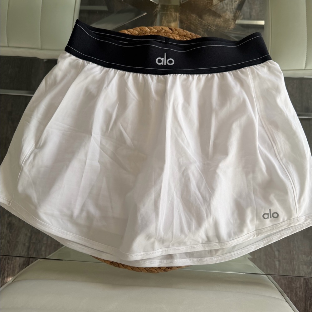 ALO Yoga White Skirt with Black Waistband